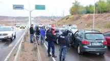 Imagen de Video | Choque sobre la Ruta 7, en uno de los ingresos a Neuquén: el tránsito estuvo demorado