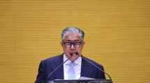 Imagen de Cumbre de Rolando Figueroa con las petroleras para crear un fondo que financie obras en Vaca Muerta