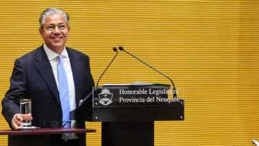 Rolando Figueroa dio un discurso en la Legislatura de una hora y 40 minutos. Foto: Cecilia Maletti.