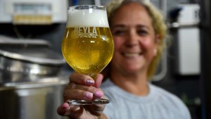 Medalla de oro en Brasil para una cerveza bien neuquina