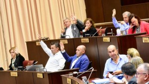 Test de drogas a funcionarios de Neuquén: ingresó el primer proyecto a la Legislatura