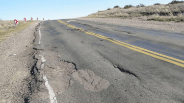 El gobernador de La Pampa denunció abandono de las rutas nacionales. Foto: Gentileza La Arena. 
