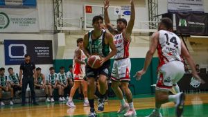 Centro Español sorprendió y contrato a Franco Pennacchiotti para la Liga Federal de Básquet