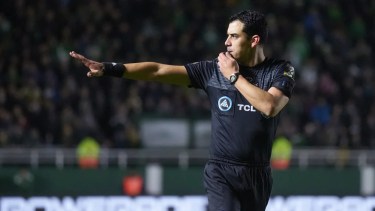 La Liga Profesional confirmó los árbitros para las semifinales del Torneo Apertura