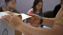 Imagen de Elecciones en Río Negro: cierra el plazo y habrá cuatro alianzas, con el acuerdo de La Libertad Avanza, el PRO y Tortoriello