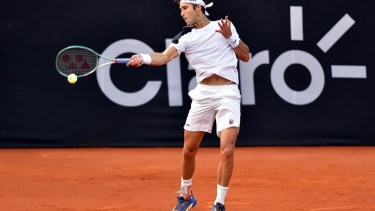 Etcheverry ganó el duelo argentino en el Río Open ante Comesaña y avanzó a octavos de final