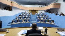 Imagen de La Legislatura aprobó el acuerdo de Río Negro-YPF para la concreción del proyecto de GNL