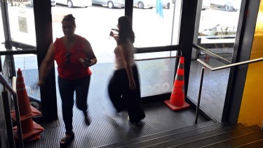 Weretilneck y el plan para estatales: el pago de la recategorización y el pase a planta de los contratados